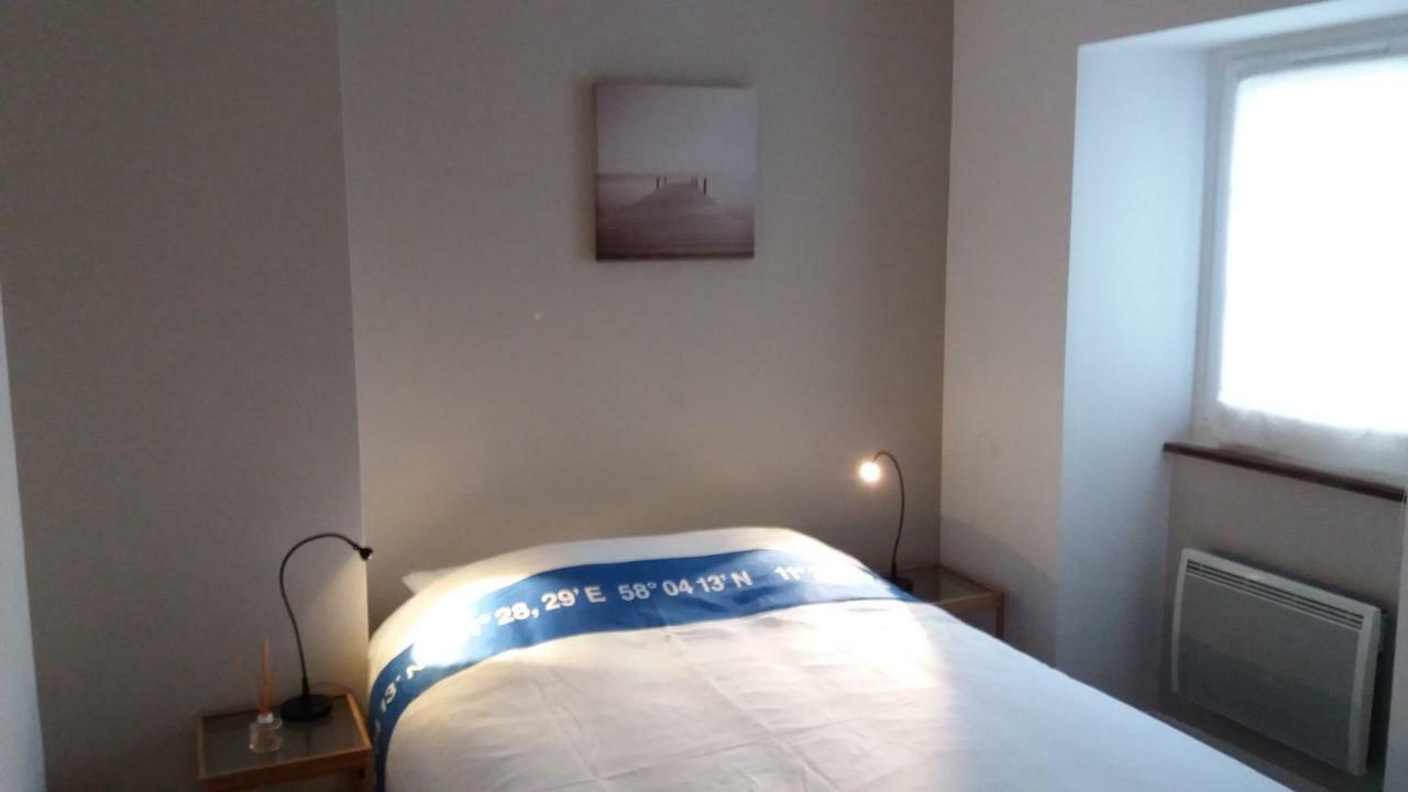 Lesneven Appart Nuitee Exterior foto