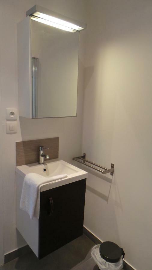 Lesneven Appart Nuitee Exterior foto