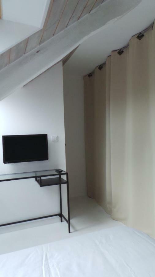 Lesneven Appart Nuitee Exterior foto